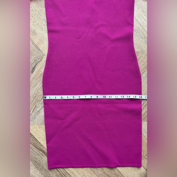 NEW HOUSE OF HARLOW - Bodycon Dress with Sheer Sleeves - Picture 7 of 16